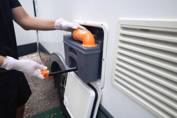 Best Porta potty delivery and setup  in Mooresville, IN